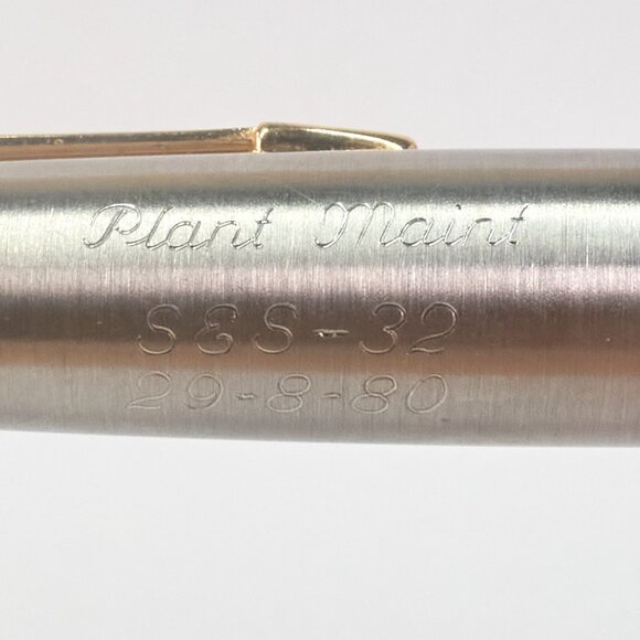 Parker 45 Fountain Pen / USA Made / Blue Barrel & Steel Cap / 1980 Engraved - Picture 10 of 16